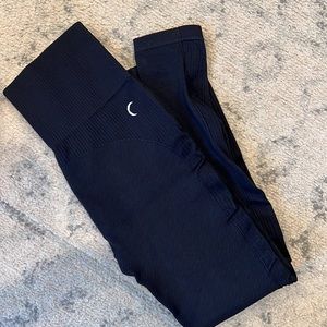 Zyia ribbed leggings